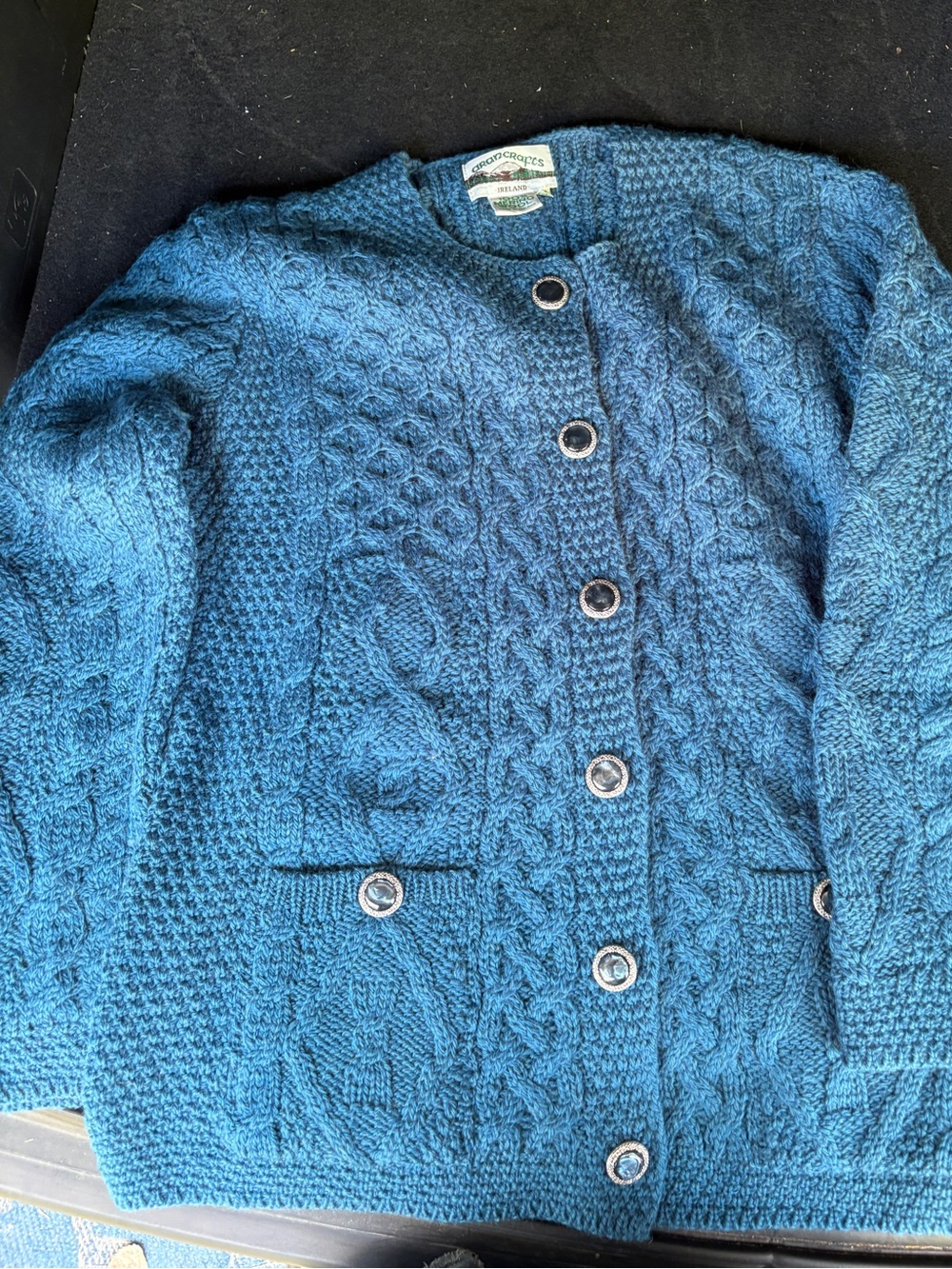 Aran Woollen Mills Irish Wool Cable Knit Cardigan Sweater Cream M 100% wool